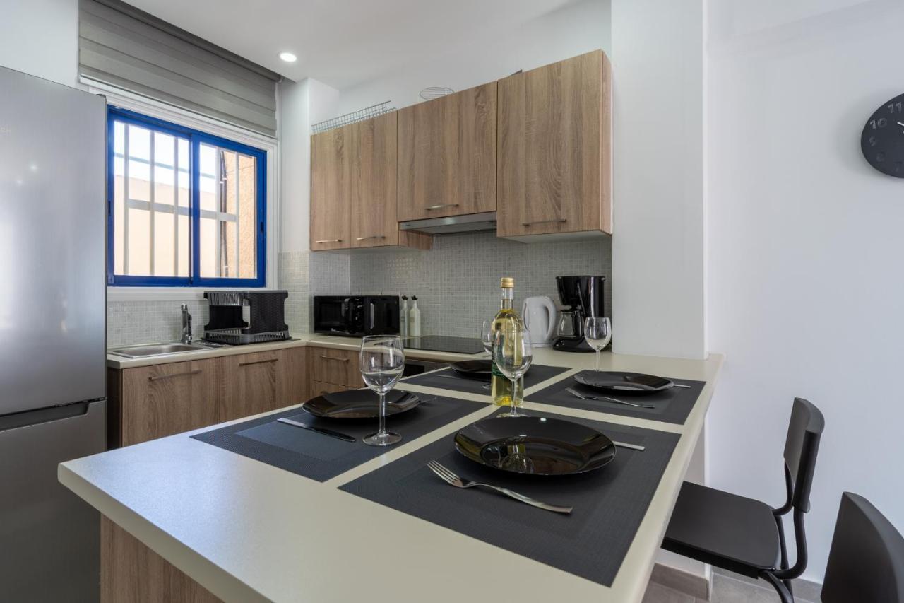 Odyssey - Captivating 2-Bedroom Retreat In Larnaca Exterior photo
