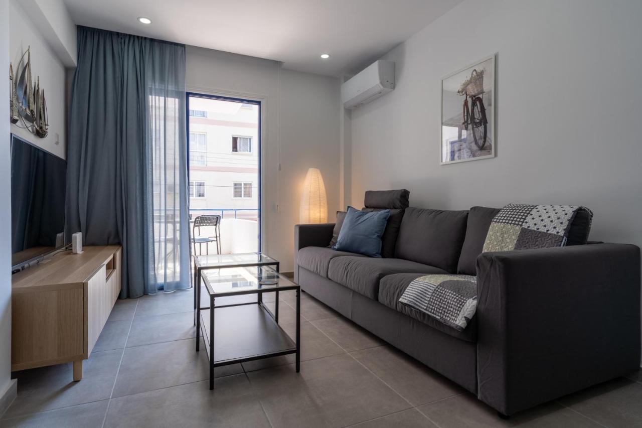 Odyssey - Captivating 2-Bedroom Retreat In Larnaca Exterior photo
