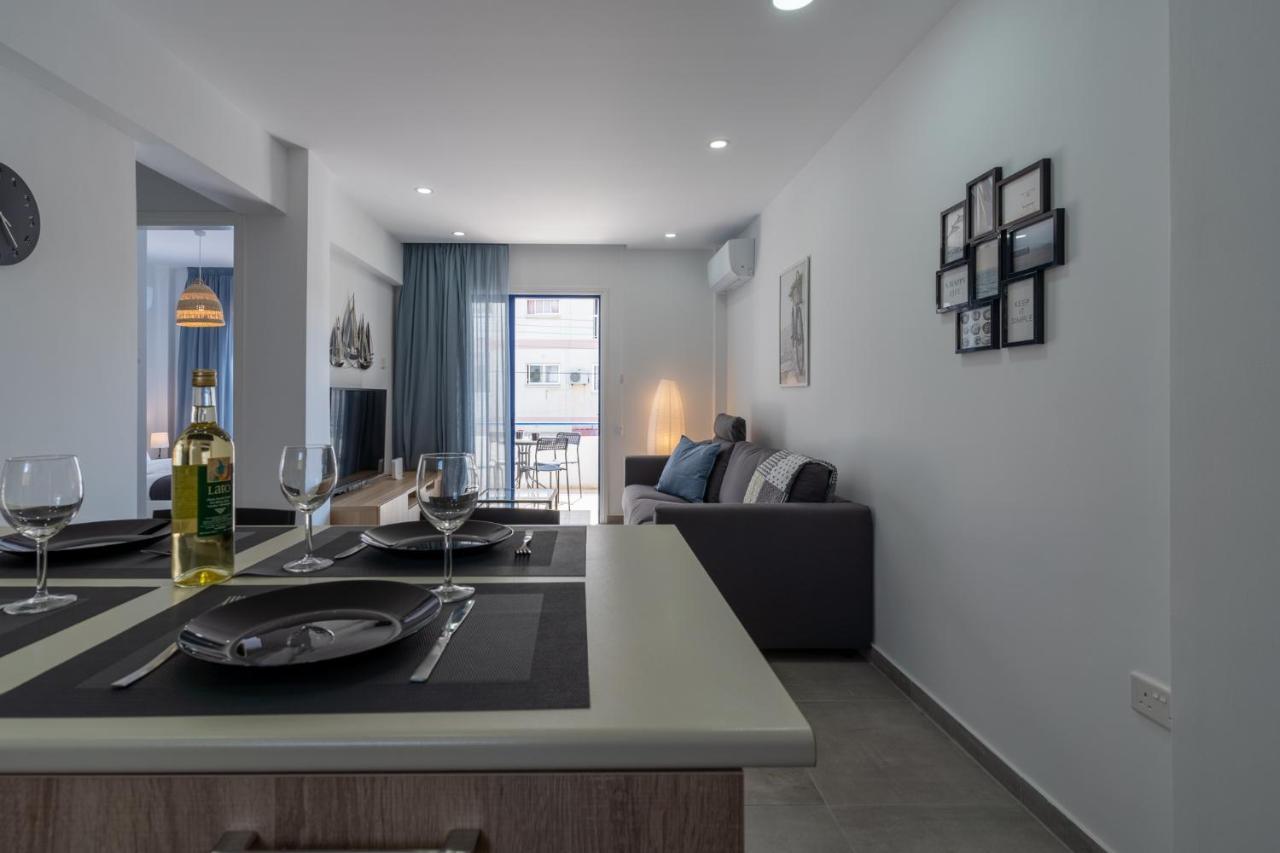 Odyssey - Captivating 2-Bedroom Retreat In Larnaca Exterior photo