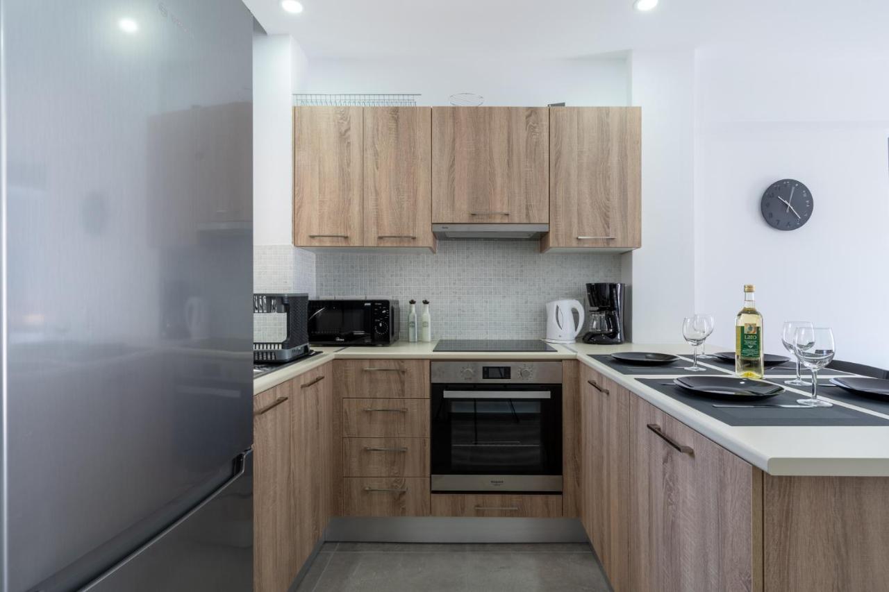 Odyssey - Captivating 2-Bedroom Retreat In Larnaca Exterior photo