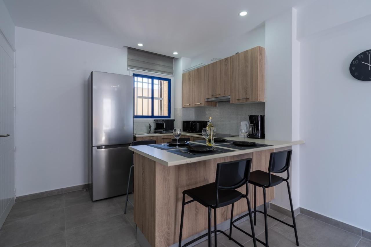 Odyssey - Captivating 2-Bedroom Retreat In Larnaca Exterior photo